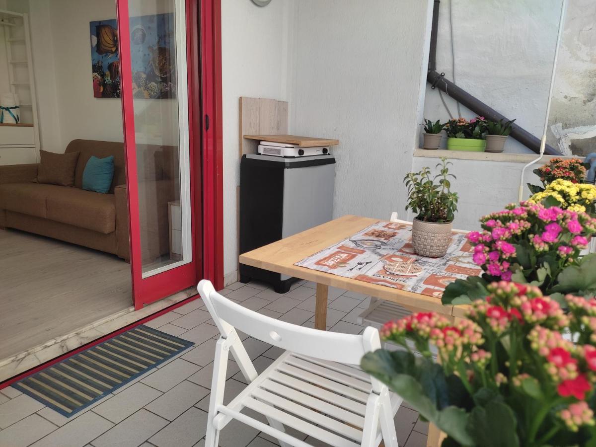 Xiphonia Holiday House Aci Castello Exteriör bild